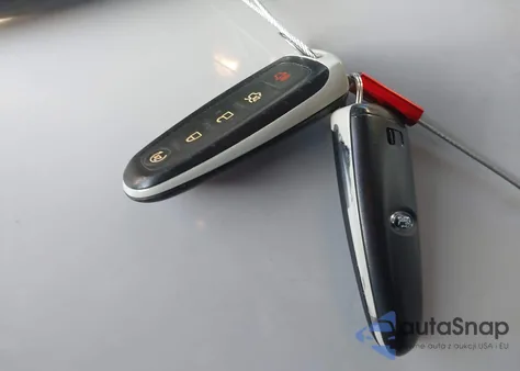 2011 Ford Edge Sport z USA, uszkodzony, nr VIN 2FMDK3AK3BBB53448